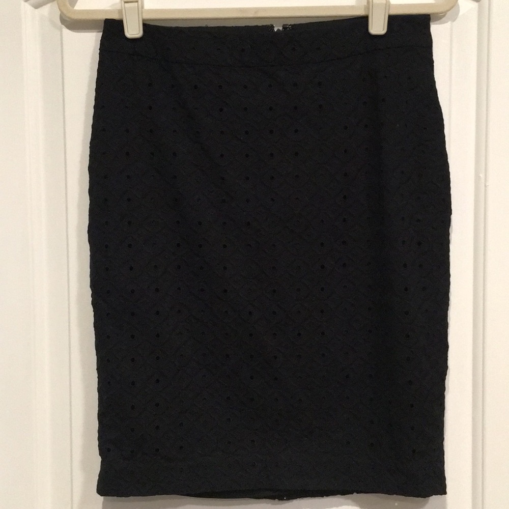 Eyelet pencil skirt